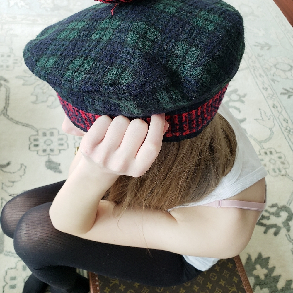 Chanel Wool Beret/ Vintage - Picture 6 of 7